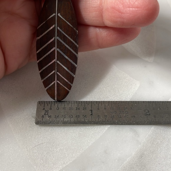 Wooden with silver metal inlay, feather earrings - Picture 6 of 9